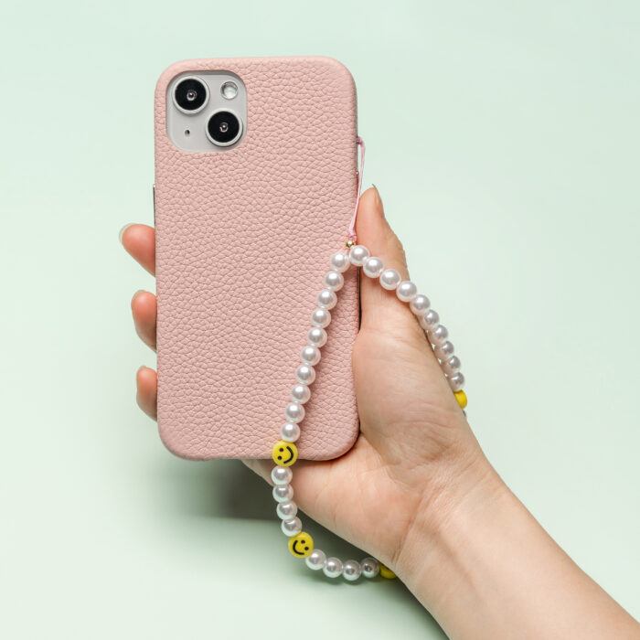 Beaded Phone Charm- La Perle Heureuse